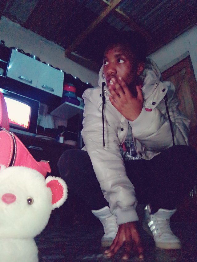 YoungMg16's tweet photo. Guys I think Am der happiest man ever https://t.co/6iLuFeV24K