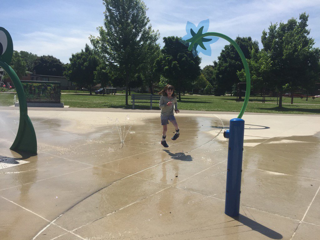 jyocomar's tweet image. First ones here!  Let the fun begin! Love our neighbourhood parks! @MrsDChassie @Chedoke_HWDSB @MATHYMOM