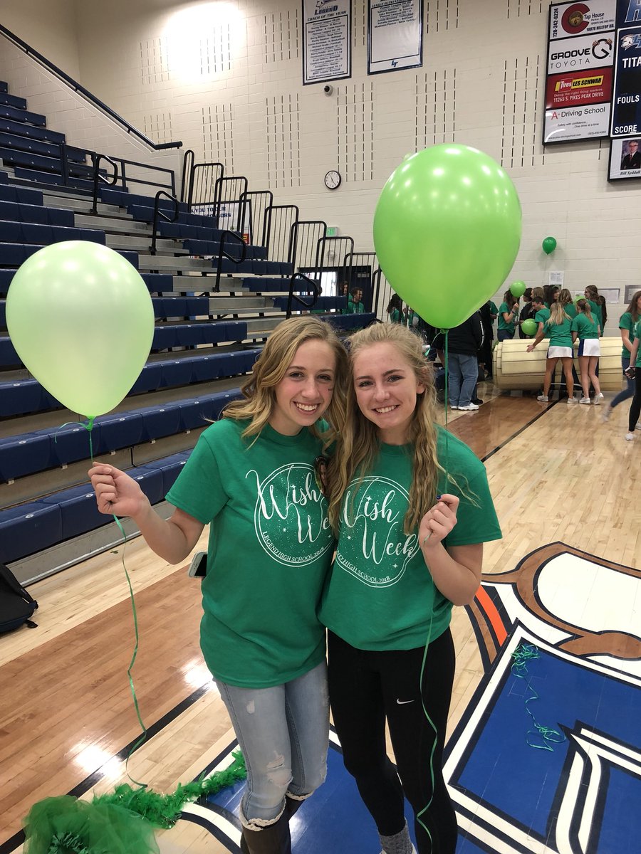 landry_johnston's tweet photo. @hannahgnelson happy birthday girlie! I hope you have a great day and I can’t wait to make more memories with you! 💙🎉 https://t.co/RQ9bfbQfD9