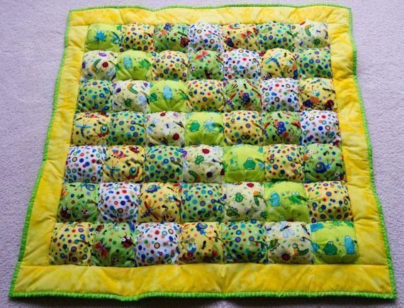 howarths63's tweet photo. Bug Out with this #BRIGHT #Bugalicious #TummyTime #BabyQuilt!, #babyshowergift perfect for #babygirls or #babyBoys #Colorful, #Yellow #Minkyblanket #PuffQuilt https://t.co/ekjGPyBV20 https://t.co/qFtggvxfGr