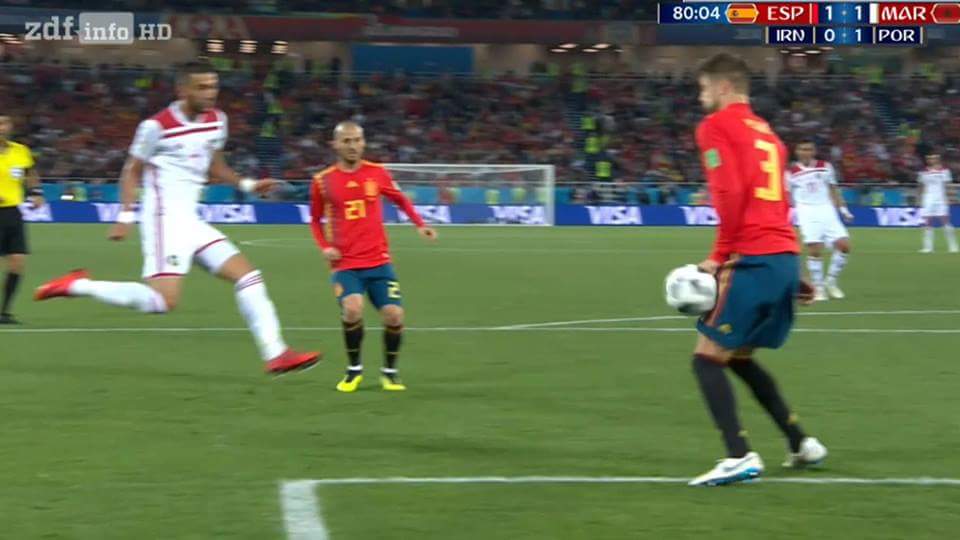 fbcnewsarabia's tweet photo. #VarIsBulshit #FifaWorldCup2018 #morocco https://t.co/Ar4kYeqmrW