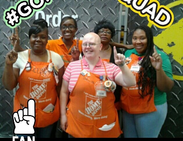 shayrellc's tweet photo. I'm their biggest fan. They continuously make customer service and growth of our business #FIRST. They are proud of maintaining our #1 status for online VOC. #D31andD94Rocks #Team8580 https://t.co/0jTMU1m4cN
