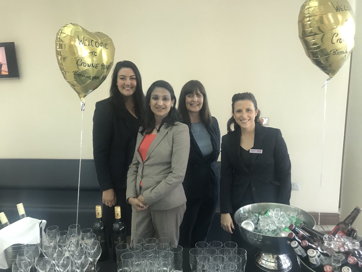 Welcoming our guests on arrival with a refreshing drink today for #IHGCelebrateService #LHM #GuestLove #CrownePlaza <a href="/ClareGalvin2/">Clare Galvin</a> <a href="/NikNiksau/">Nikita Agrawal</a> <a href="/mshorthouse2011/">Mandy</a>