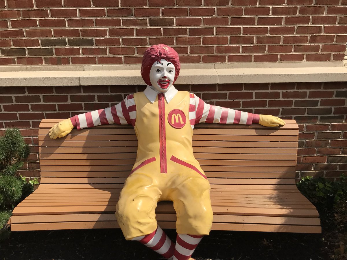 ARKknights1's tweet photo. You can serve monetarily, by using your gifts or giving your time. Today, @ARKknights1 did all three by serving at @RMHSNJ. Thanks to @RMHSNJ for giving us the opportunity to give back. #chpsGivesBack #chpschat https://t.co/YPU0g3UWL4