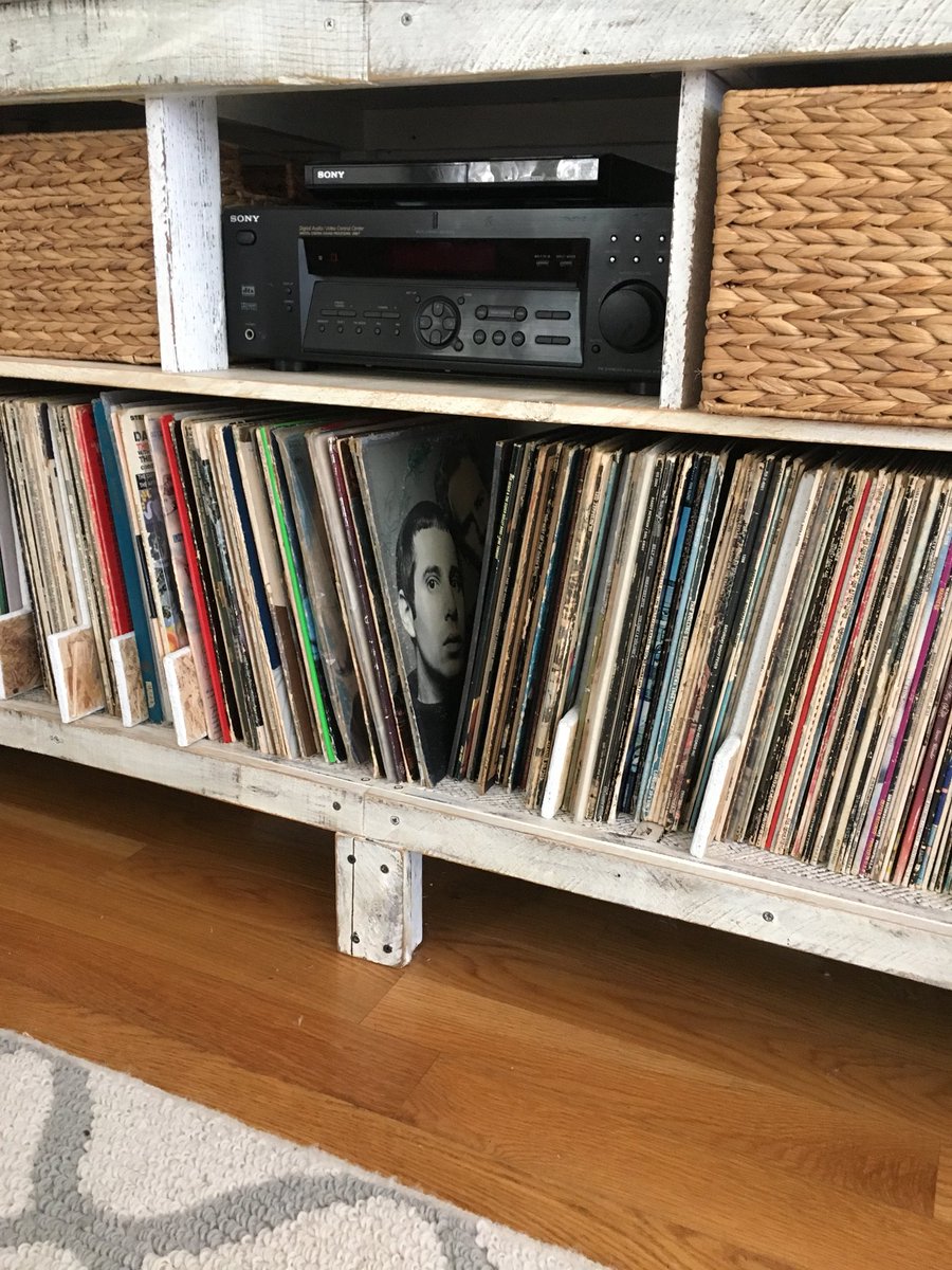 mark_odlum's tweet image. I feel like I’m being judged by Paul Simon right now...