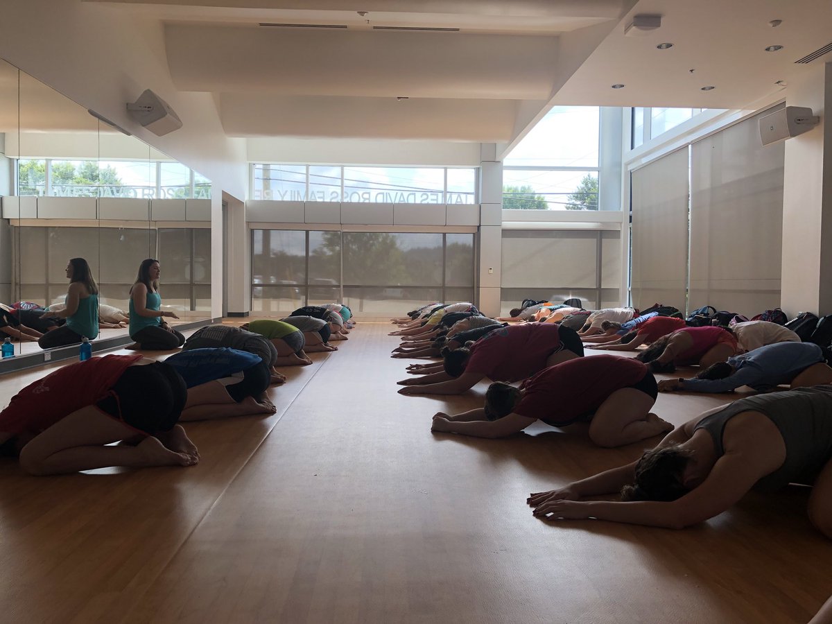 washjeffpolo's tweet photo. Thanks to our alumni Danielle King for some yoga tips. https://t.co/lME5Sj261H