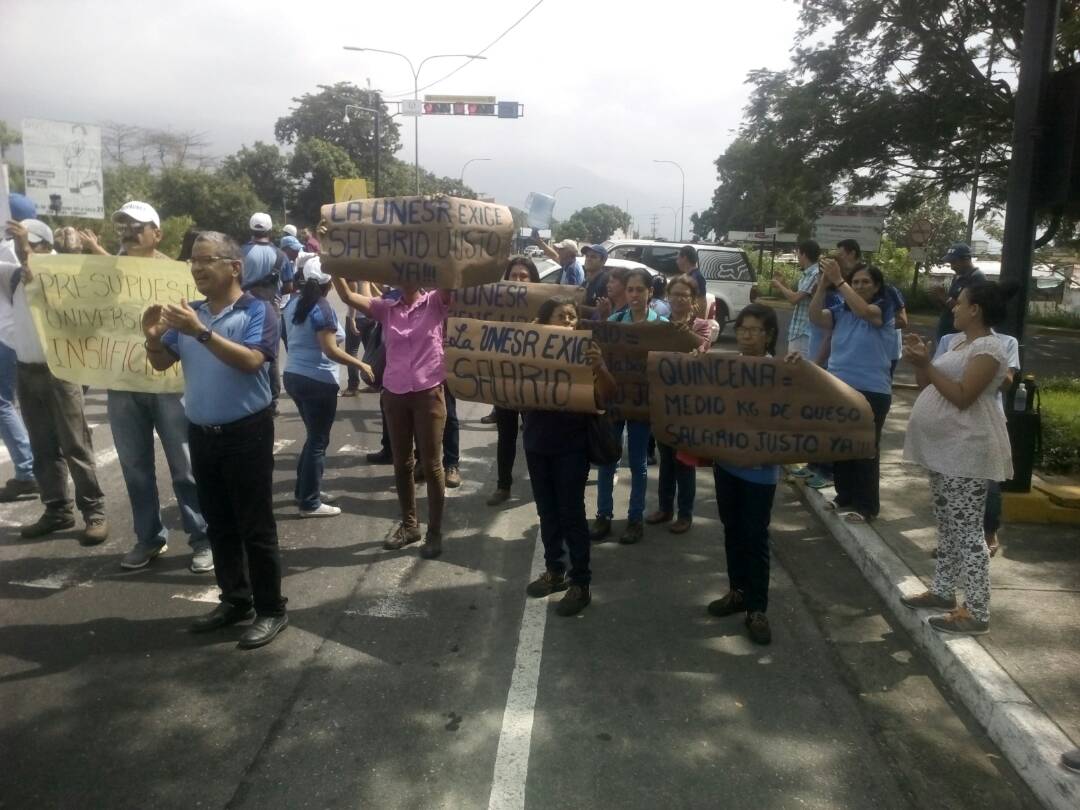 Trabajadores  UNEY tweet media