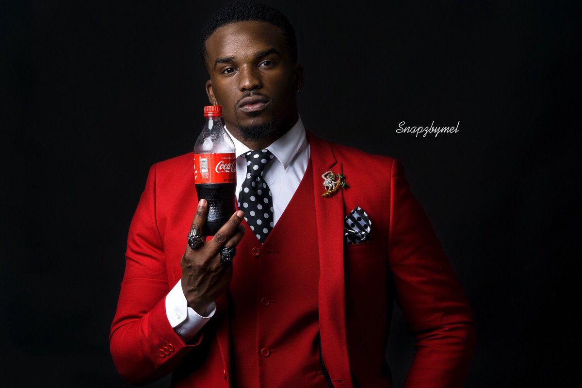KingSeun3's tweet photo. The fact that Coke hasn’t signed me yet is soda-pressing...
Photographer: @snapzbymel
Coca Cola AD Concept
#CocaCola #ShareACoke https://t.co/6urtx2iZtE
