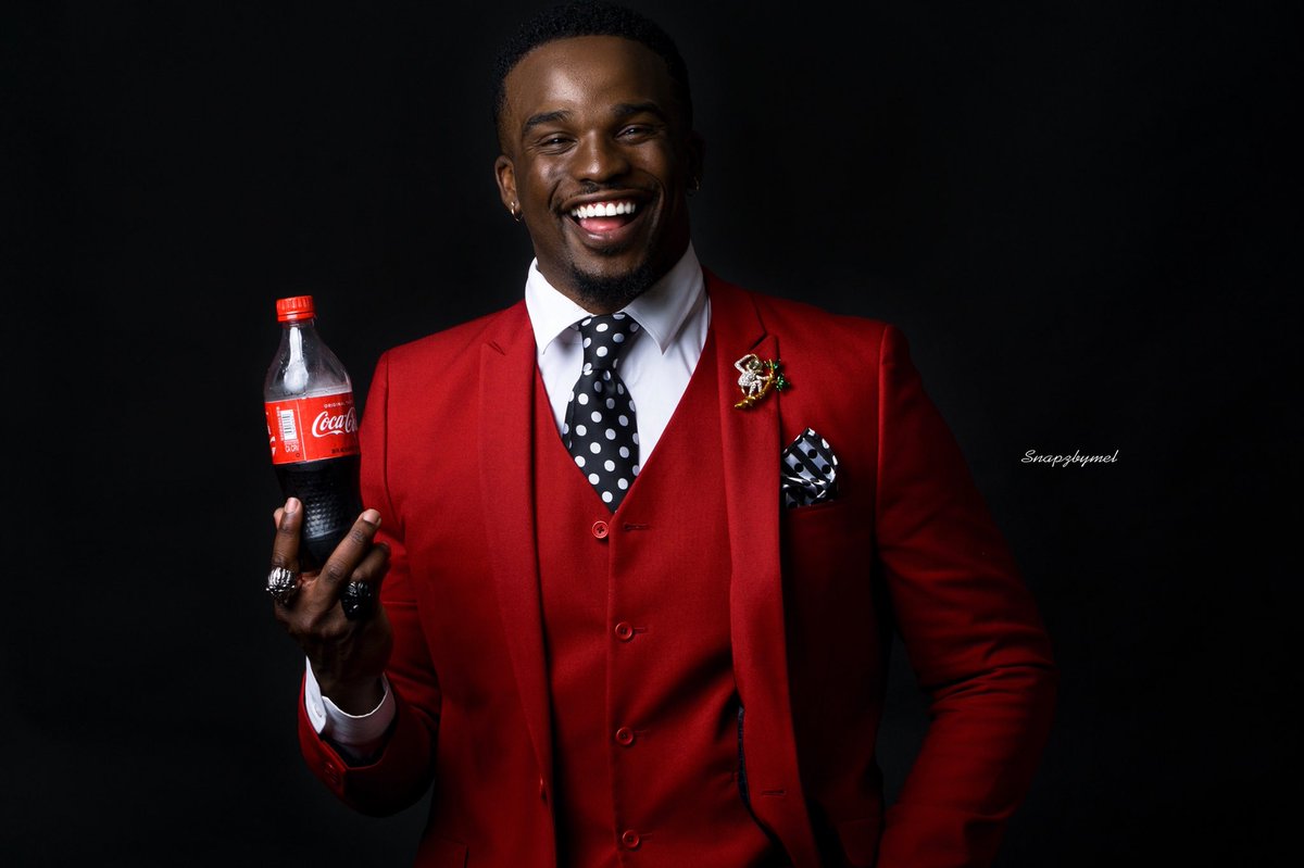 KingSeun3's tweet photo. The fact that Coke hasn’t signed me yet is soda-pressing...
Photographer: @snapzbymel
Coca Cola AD Concept
#CocaCola #ShareACoke https://t.co/6urtx2iZtE