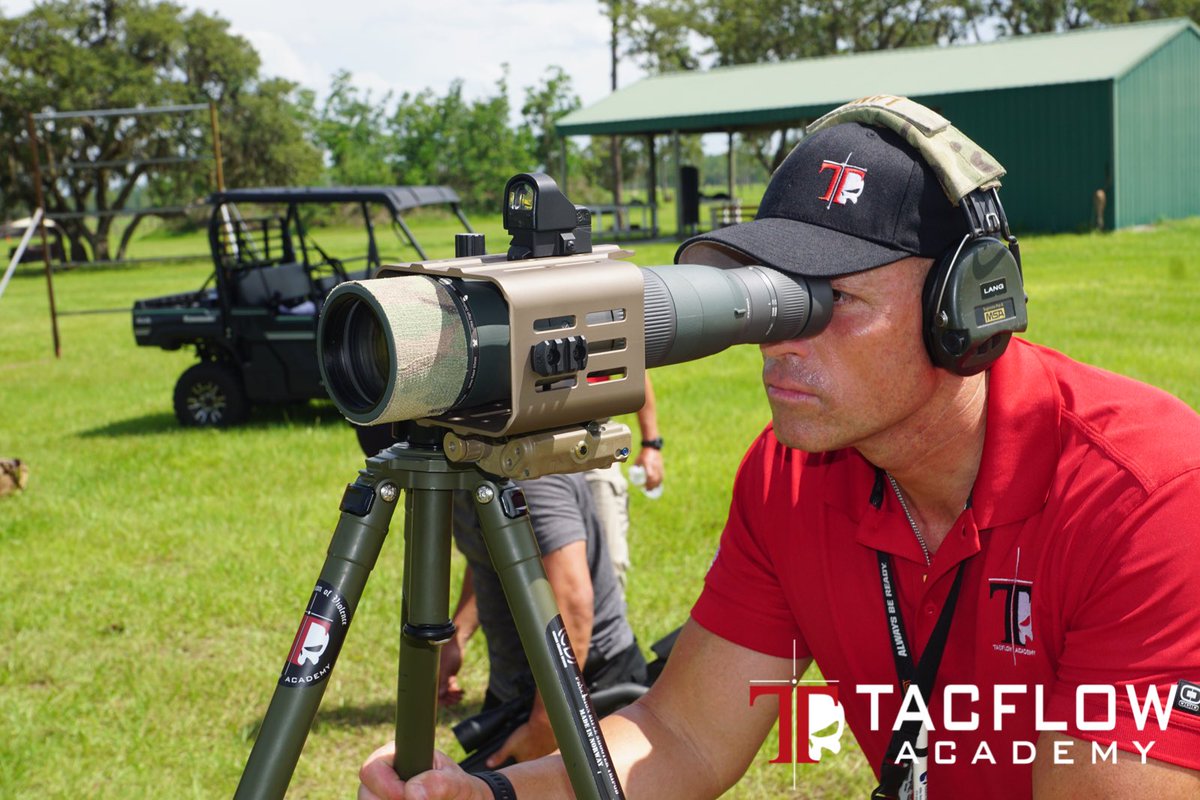 tacflow_academy's tweet photo. Optics hubs are necessary at today’s #overwatch positions. Pictured is @VortexOptics Razor HD 65mm in #kineticdevelopmentgroup with #mrds and #atpial https://t.co/cJ7zi21e4I