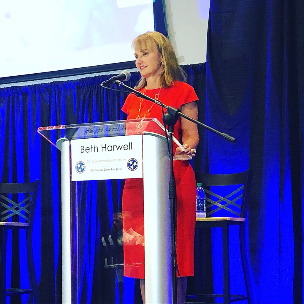 BethHarwellTN's tweet image. It’s great to see so many Chattanooga citizens at the Chattanooga Times Free Press gubernatorial forum! #PromisesMadePromisesKept #tnpolitics #politics
