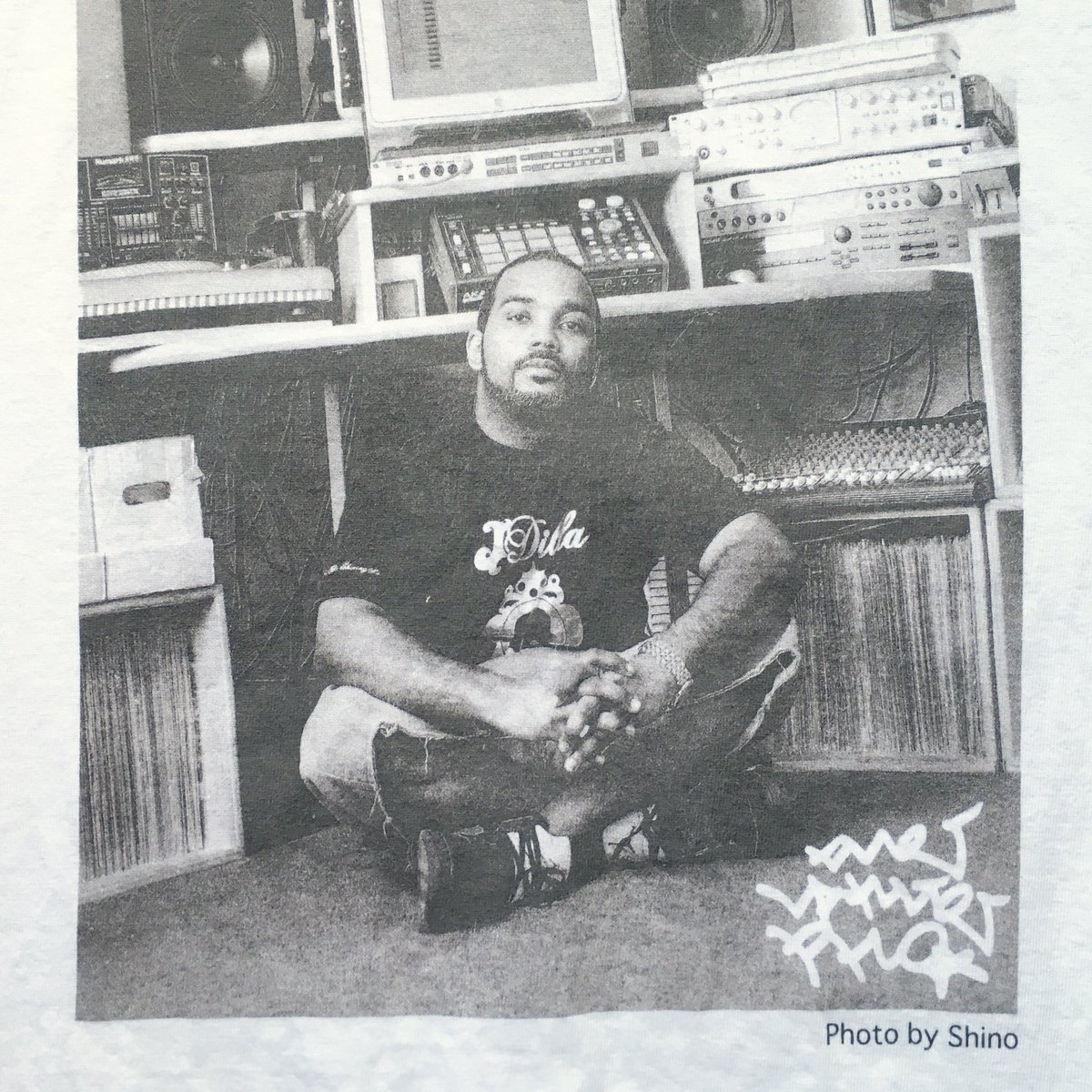 princevandamme's tweet image. Large Professor

 #raptee #largepro #mainsauce #ラップT
"Key to the CIty" - Official Music Video youtu.be/e4D9iFtaCWI @YouTubeより