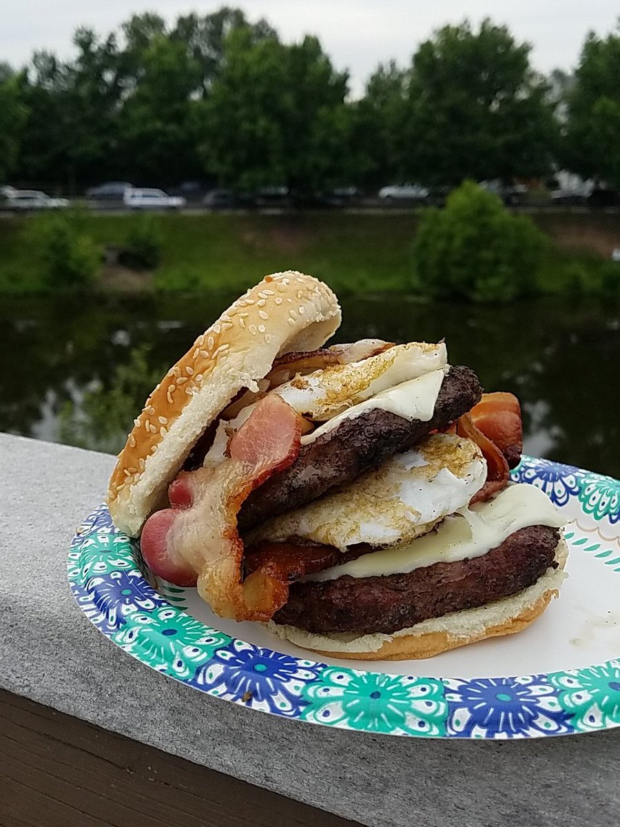 SS2SWIM's tweet image. B meet food done right! #AOF#THEEKG#SS2