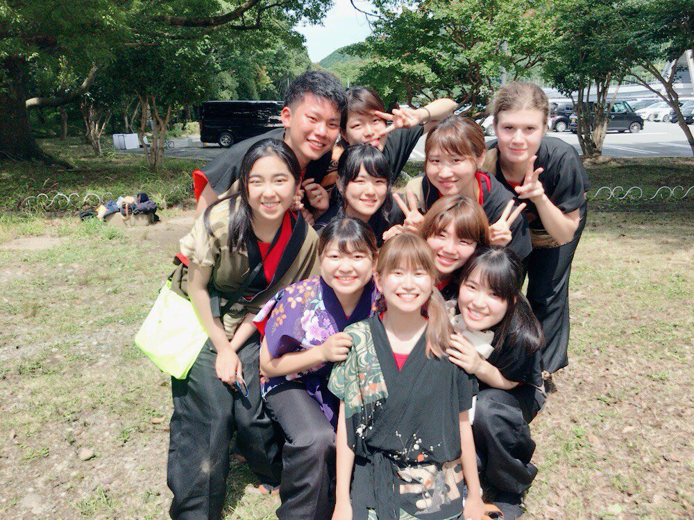saikyozensen's tweet photo. 6月23,24日に行われた伊勢志摩舞祭りに、彩京前線から10人が参加させていただきました🦐初めてのお祭りの子は、祭りの楽しさを実感できたのではないでしょうか☺️たくさんのそでふれんずとも交流ができ楽しんでもらえたと思います😊統括のみなさん、実行委員の方々、ありがとうございました！✨ https://t.co/TkkB7InLBY