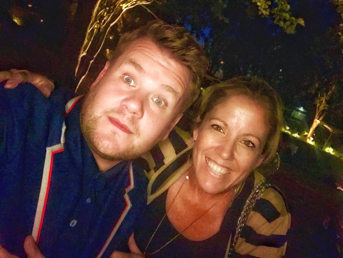 OffspringAgency's tweet image. Met @JKCorden tonight! Who was so kind and sweet and had soft hands. Thank you for giving us all the gift of love, laughter and music! ❤️🤩🎵