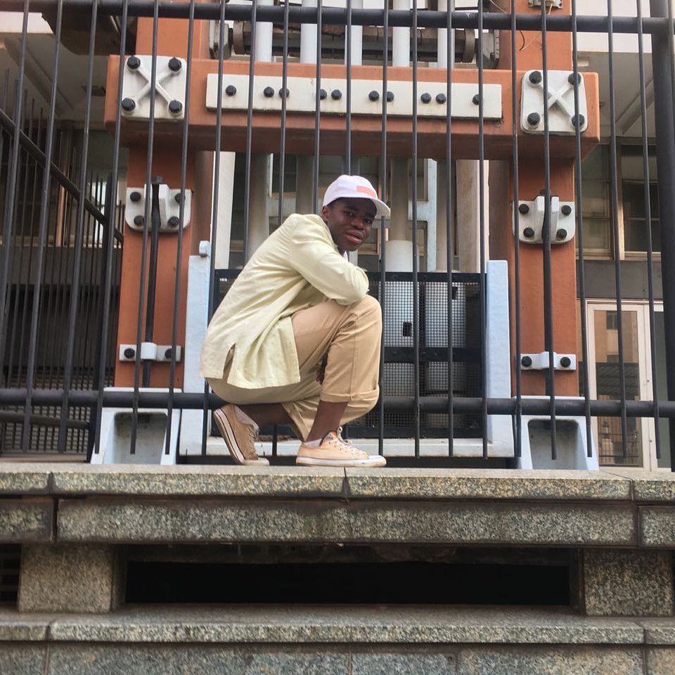 Neighbour tweet media