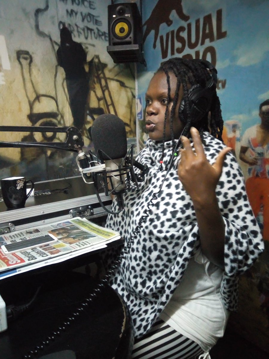 GhettoRadio895's tweet photo. 'People should stop blaming youths for drug abuse and violence mtaani  wengi ni sababu ya oppression &amp; discrimination ya mabuda' says Rose from @tendasasa #PeaceSecurityStability 
#Brekko https://t.co/AFHKpd4W5h