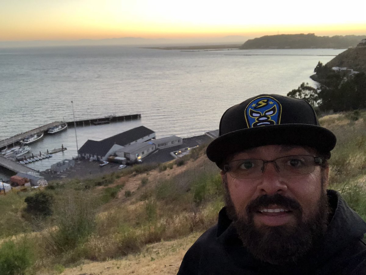 raudelwilson's tweet photo. Finished off the night with a sunset walk with Grace. A total of 2.5 miles roundtrip over the @CarquinezBridge  #Vallejo #Crockett #CarquinezBridge https://t.co/EduB6AwONi