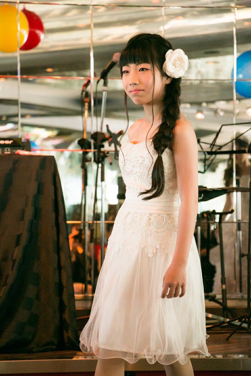 kairi_0112's tweet photo. Directwish様主催の
Miss June Bride2018に出演させて頂き❣️写真頂きました✨仲良しkidsモデル達と一緒で楽しかったようです。なんとKIDS賞頂きました💕💕御来場の皆様、主催者様出演者の皆様ありがとうございます😊
めちゃびっくり！嬉しい！
#Directwish
#Miss June Bride2018
#ヒルトン
#ドレス https://t.co/KqoyxEbc6W