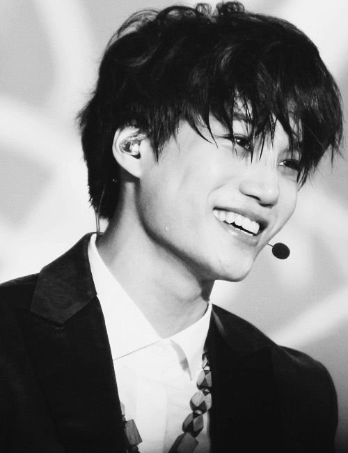 AlLienYuki's tweet photo. xoxo #kai #kaismile https://t.co/Rg6MzP4Srn