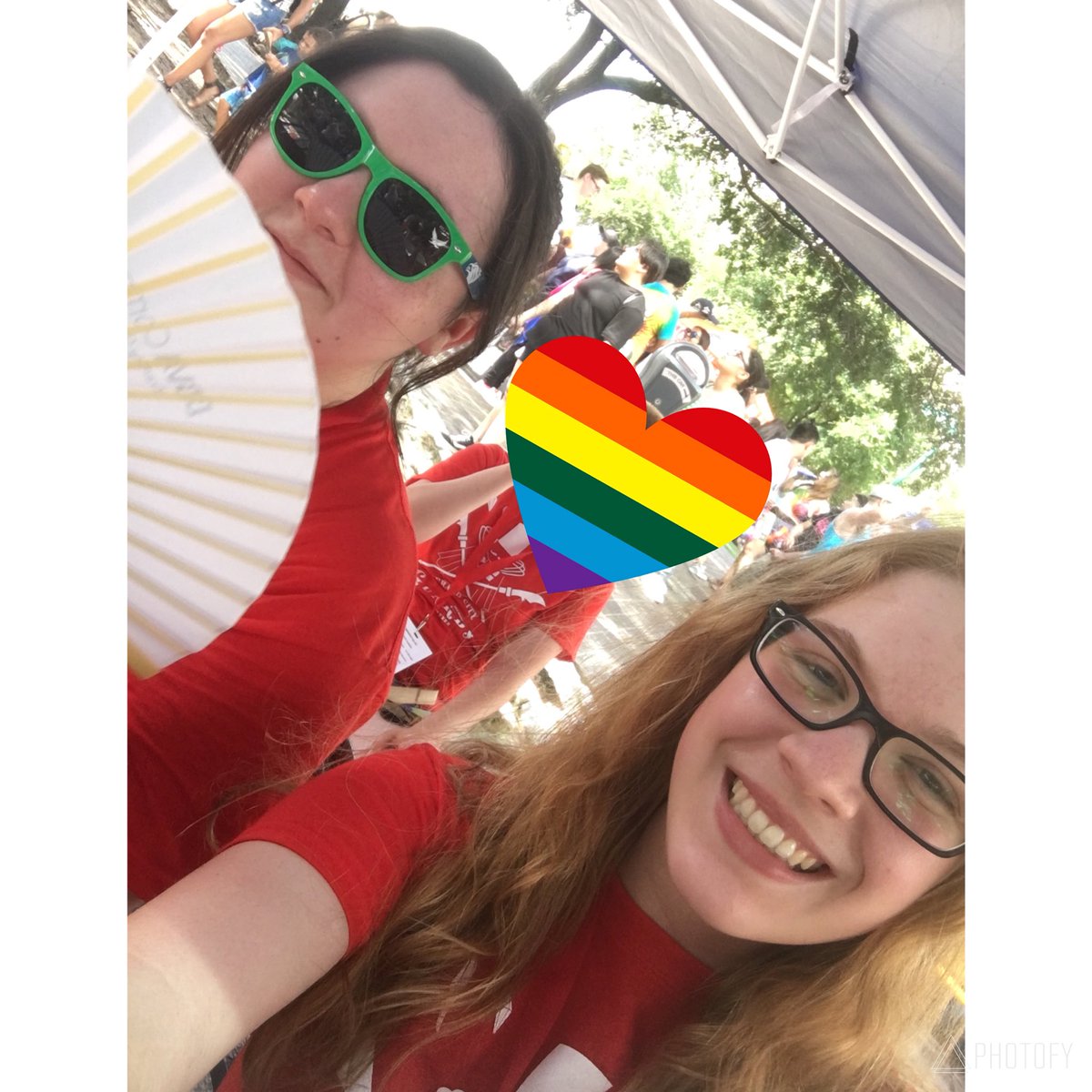 UHCLXiHoneys's tweet photo. So much love at Pride! Our sisters Lettisha and Gavi, and alumni Burgundy and her mom got to experience it first hand! ❤️🧡💛💚💙💜#onelove #pride #xihoneys https://t.co/cj4S6ges8Z