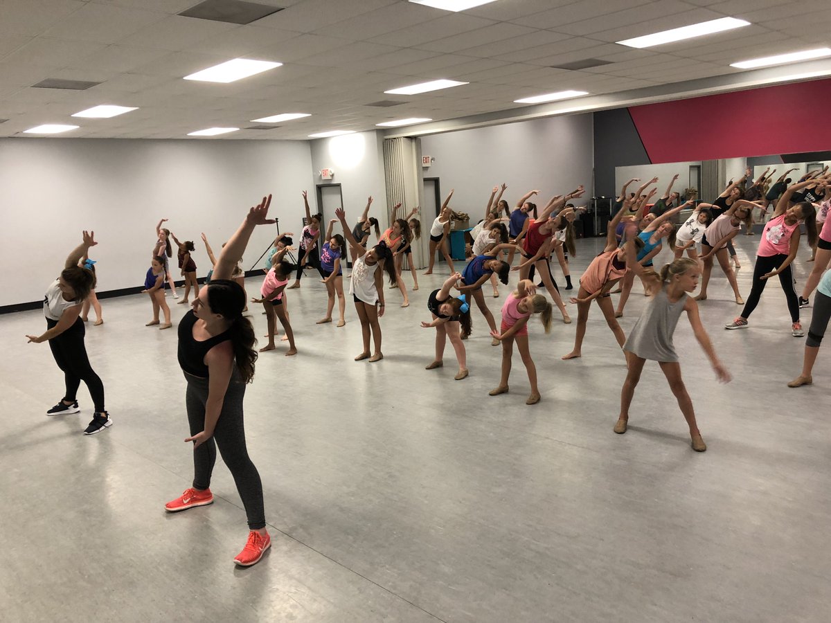 DanceDeptSC's tweet photo. First day of Intensive 1 was awesome! https://t.co/SgtyGQy0VY
