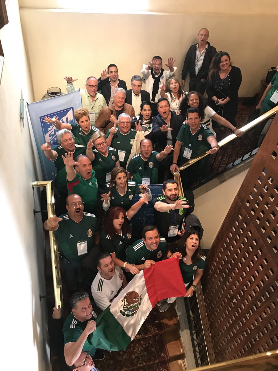 Skål Querètaro presente en la Junta Nacional CDMX. Les agradecemos mucho todas sus atenciones y apapachos! Skal 🍷<a href="/ponchotovar78/">Alfonso Tovar</a> <a href="/skalmex/">Skal Nacional México</a> <a href="/edelmiragomez/">EDELMIRA GOMEZ LOPEZ</a> <a href="/AstridLosCabos/">Astrid Castañeda R.</a> <a href="/enfloral/">Enrique Flores</a> <a href="/rafamillanperez/">Rafael Millan</a>