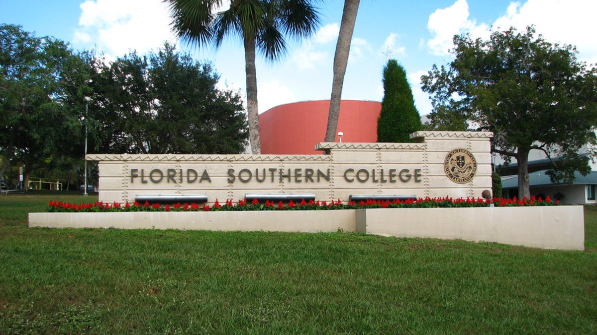 ZacSFitz's tweet photo. I am extremely excited to announce that I verbally committed to Florida Southern College to continue my academic and athletic career!!!! https://t.co/V9U8y9iQ4Q