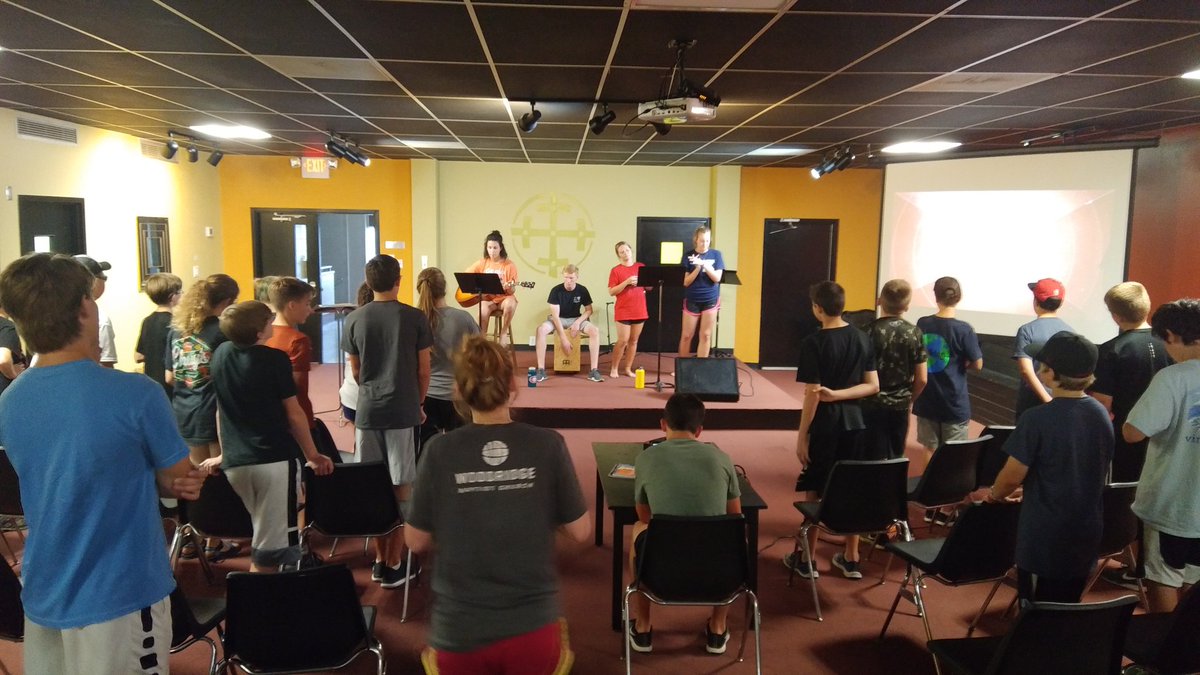 students_wbc's tweet image. What an incredible time - watching our high schoolers lead us in worship on middle school mission trip. Continue to pray we have a great week of service and growth.