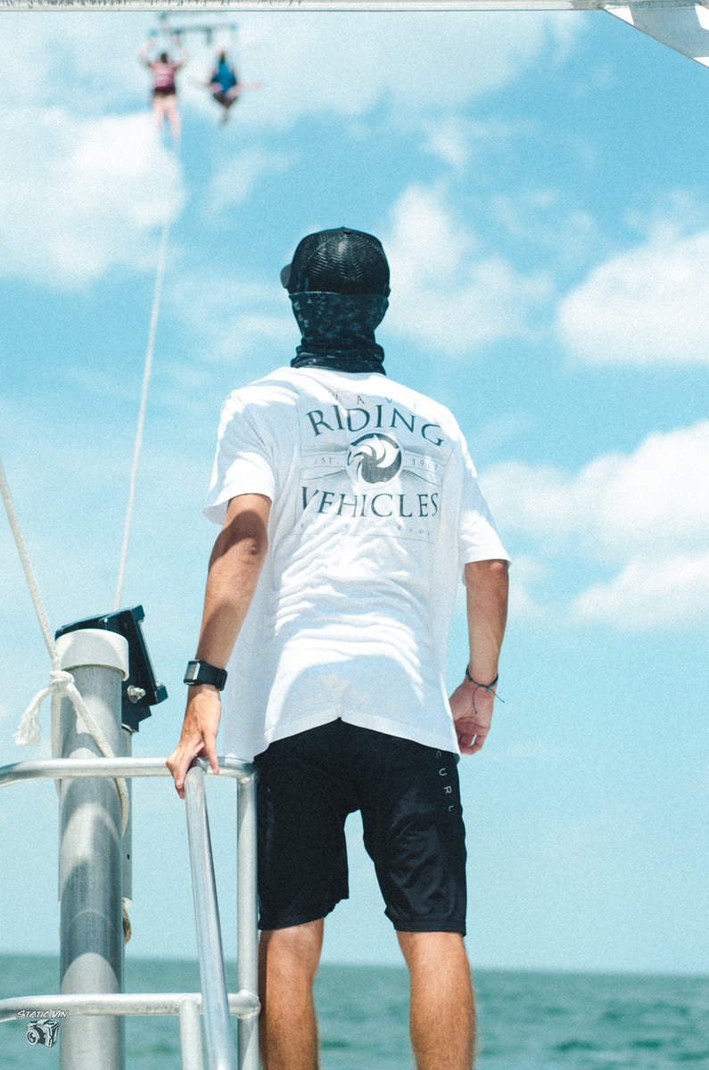 static_vin's tweet image. °°°·.°·..·°¯°·._.· 𝕠𝕔𝕖𝕒𝕟 𝕓𝕝𝕦𝕖𝕤 ·._.·°¯°·.·° .·°°°