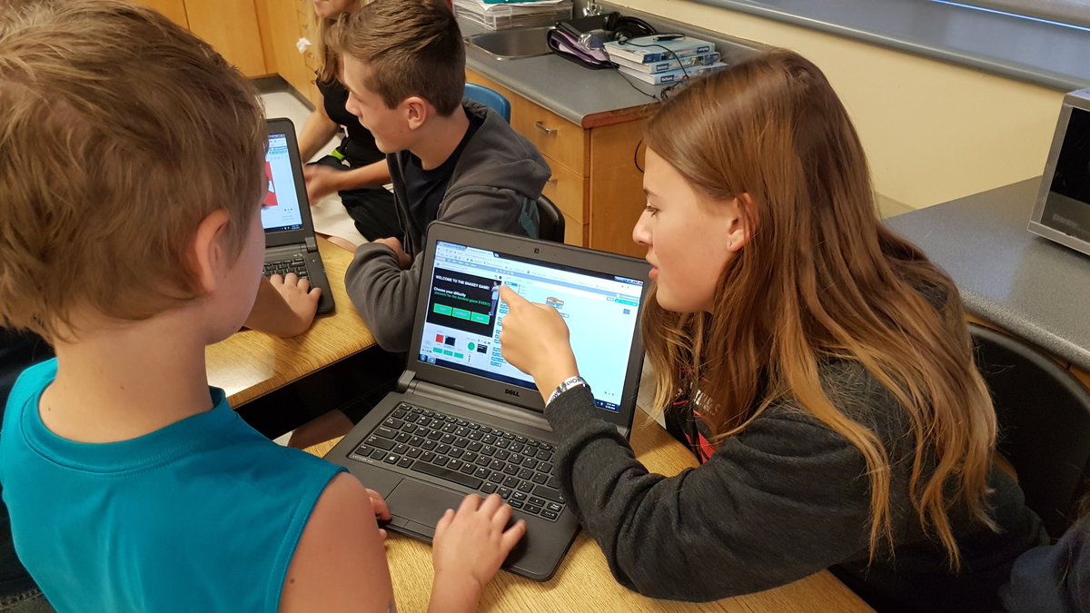 l_felhaber's tweet image. All year long 7/8a have been teaching and sharing learning. At our Coding Fair this was truly evident. Ss shared learning & the stuggles they had along the journey. The feedback from attendees was amazing @PineGlenPS TY  @ryan_psmith for all the support! #TLDSBlearns #tldsbcode