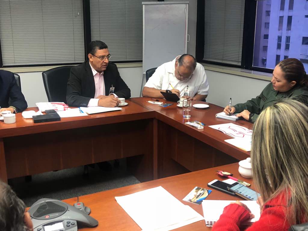 COVEPLAST's tweet photo. Reunión de trabajo con @CoramerCA con el objetivo de afianzar relaciones y continuar la producción en pro de nuestra patria @NicolasMaduro @TareckPSUV @Anuneznieves https://t.co/xCDylchtRy