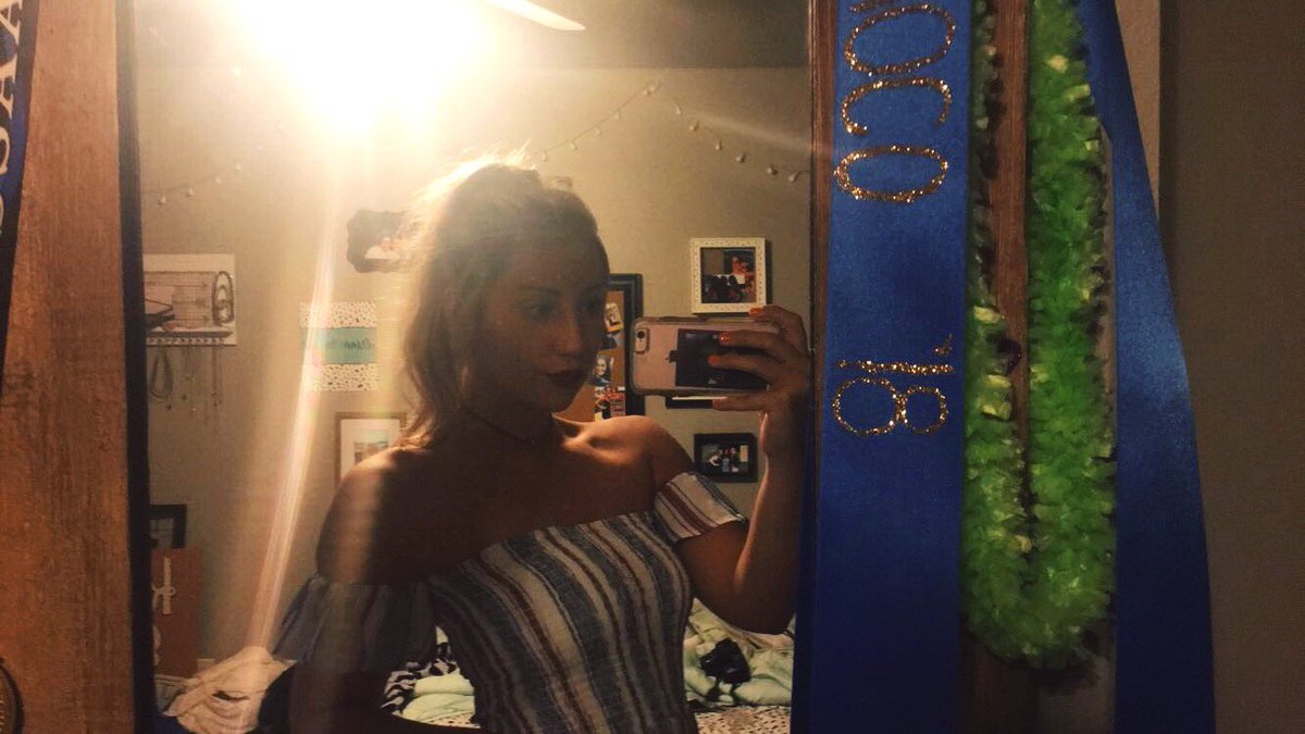 keaganengle's tweet photo. sundress szn https://t.co/d1VBtyDaY0