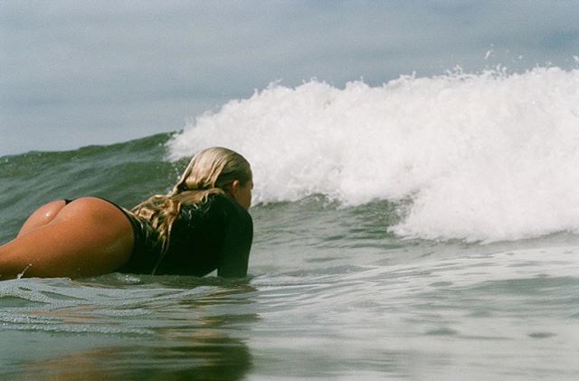 Nikonos_Project's tweet photo. 📷 @mollyloveless
・・・
Chiara #35mm #nikonosproject #nikonsv #surf #shootfilm https://t.co/7wQGimYE3n https://t.co/O6BrOKTFYh