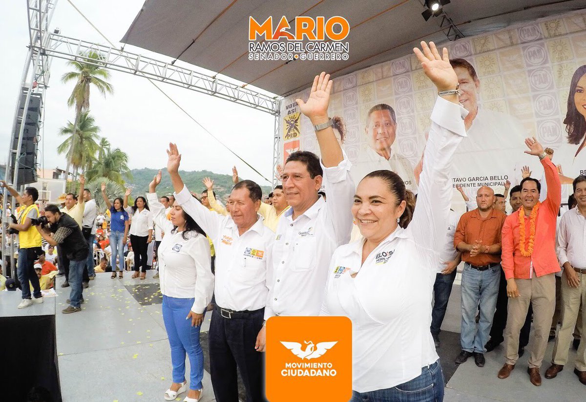 MarioRamosDelC's tweet photo. ¡Vamos a Ganar #Zihuatanejo! con Gustavo García Bello.
#VotaMovimientoCiudadano  #MarioSenador https://t.co/tsNmrMKcWR