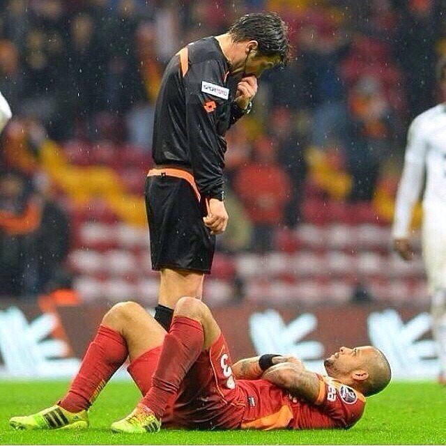 Bu tak mdan bir Felipe Melo geçti.. Happy birthday Pitbull! yi ki do dun.. 