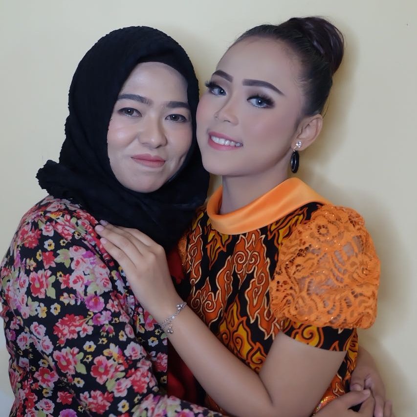 irma_zee06's tweet photo. #FotoProfilBaru https://t.co/Wk1RSAZu5r