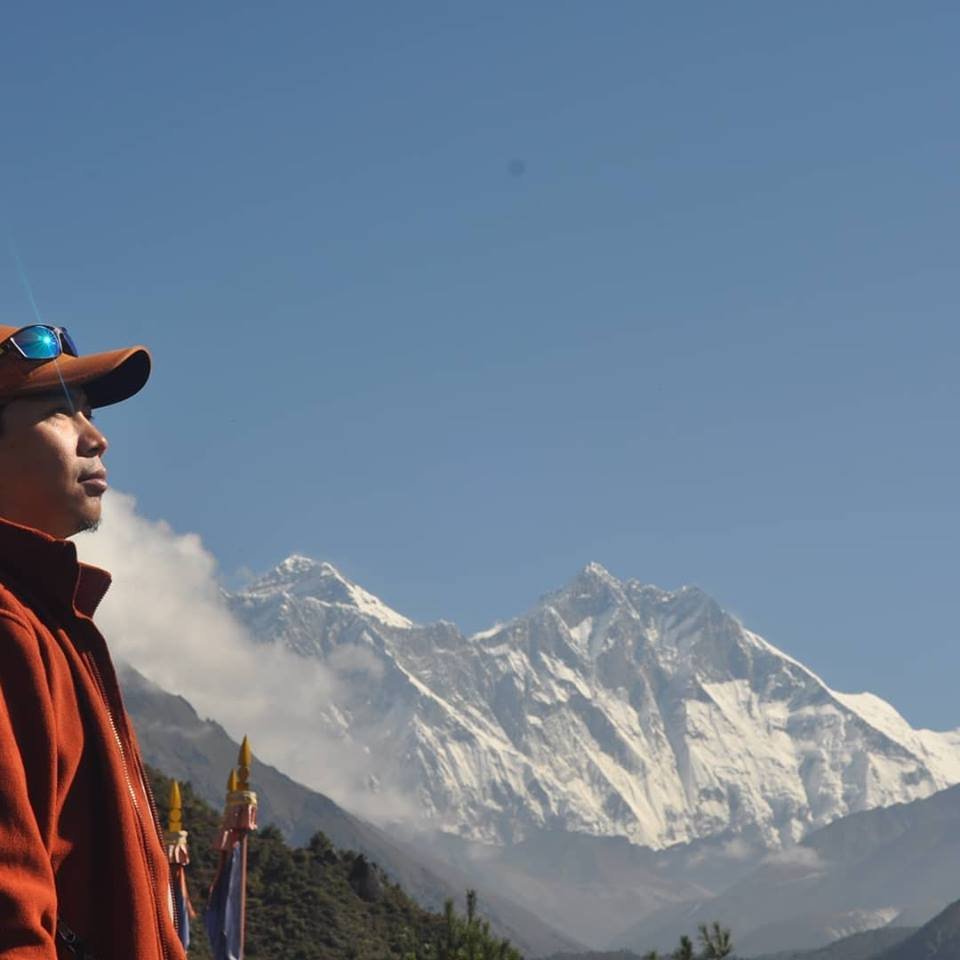 AimingL's tweet photo. View from sagarmatha national park head office and museum at the acclimatization day in Namche #namche #everest #ebctrek #grouptrek #packagetriptoeverest #aimingadventure https://t.co/OOGEsHlyrR