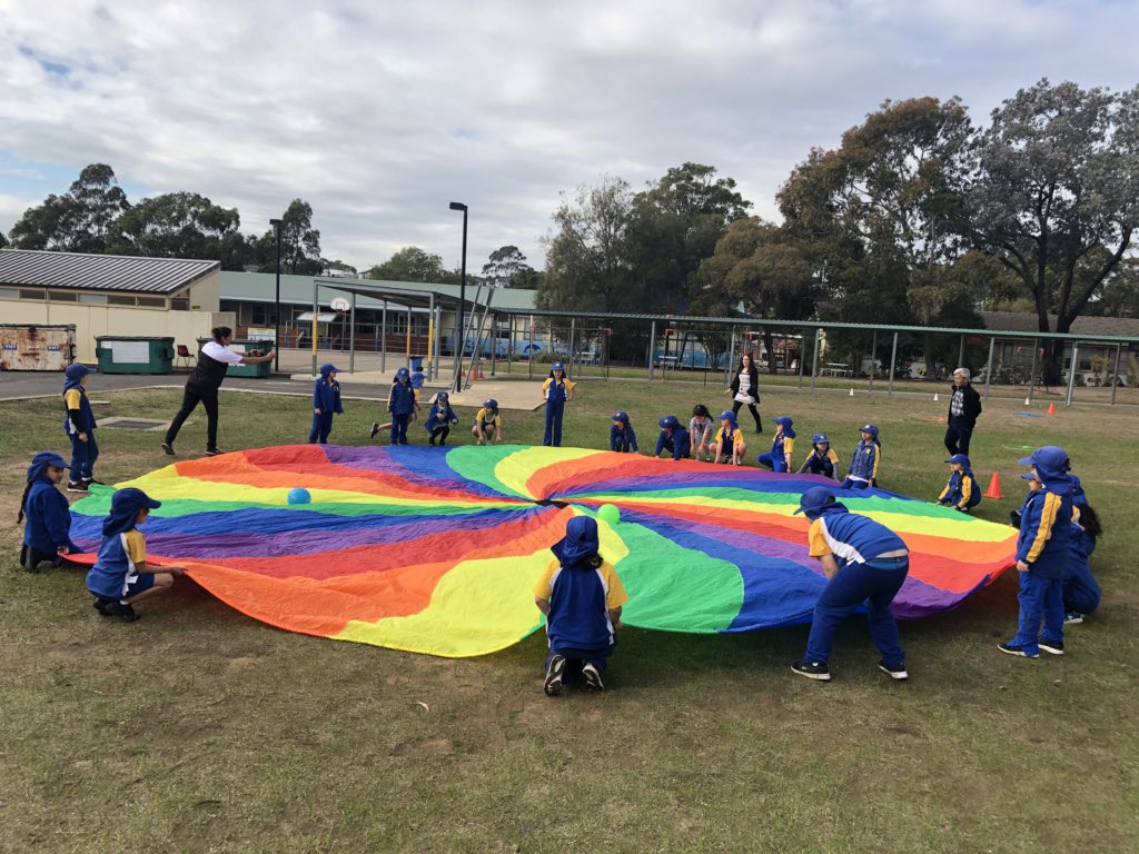 shellzyfloyd1's tweet photo. All smiles at our whole school Values Reward Day @WattawaHtsPS #cooperation #RespectForAll https://t.co/OgRiJnphCk