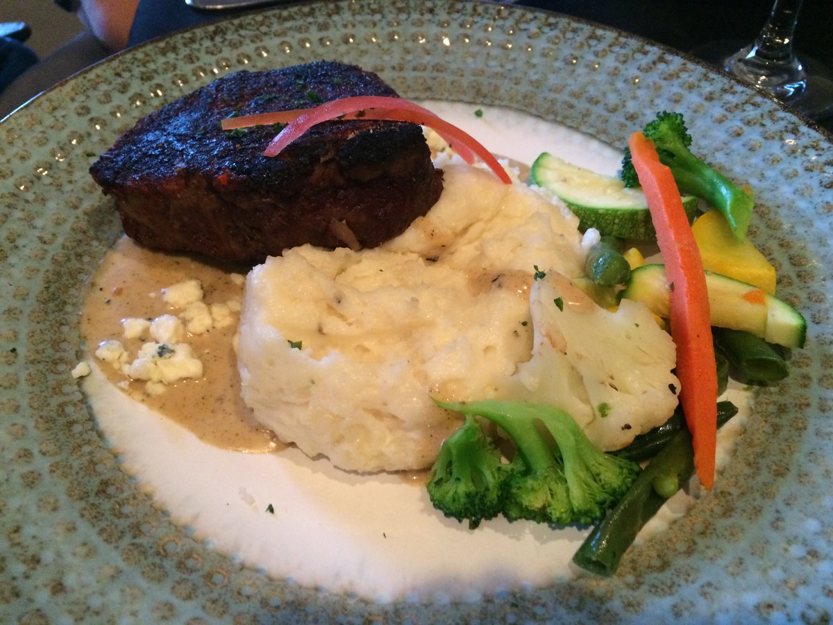 JLuckyLotus's tweet photo. Will travel for food means haddock, bison, elk, and potatoes were part of the menu #wheninidaho #wheninwyoming #wheninutah #willtravelforfood https://t.co/4nnO73enkw