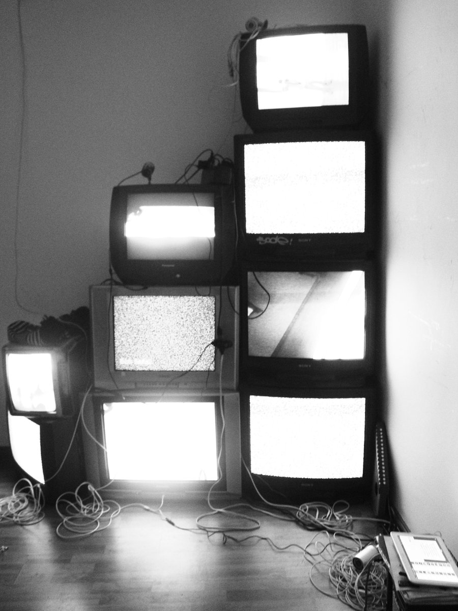 twomutants's tweet photo. Abstract and dense thoughts.
#postmodernismforms #videoart #videomusic #war #losthumanity #art #electronicmusic #synthwave #coldwave #minimalwave https://t.co/FjsCqptA28