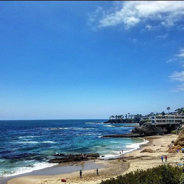 LagunaBeachComm's tweet photo. Thank you @treasuryfunds for sponsoring the #lagunabeachcommunity 
Such a beautiful beach!! #lagunacoast #lagunabeach #treasuryfunds #beachday #socal #orangecountysecrets #lifeinlagunabeach #laguna #localcommunicator #communitypartnersrealty #repost https://t.co/GC0qgS2Lmt