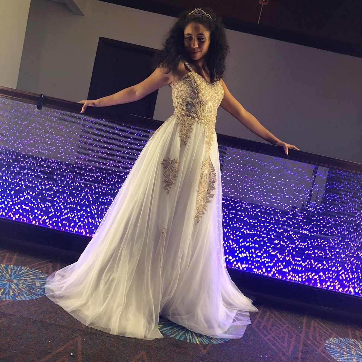 TeenLove55's tweet photo. #ThrowBackToProm https://t.co/1tu7oum1ES