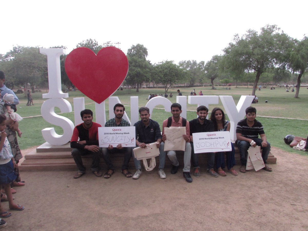 Quora's tweet photo. Check out photos from the meetup in #Jodhpur #QuoraWorldMeetup2018 https://t.co/WzsosWZ5Tw
