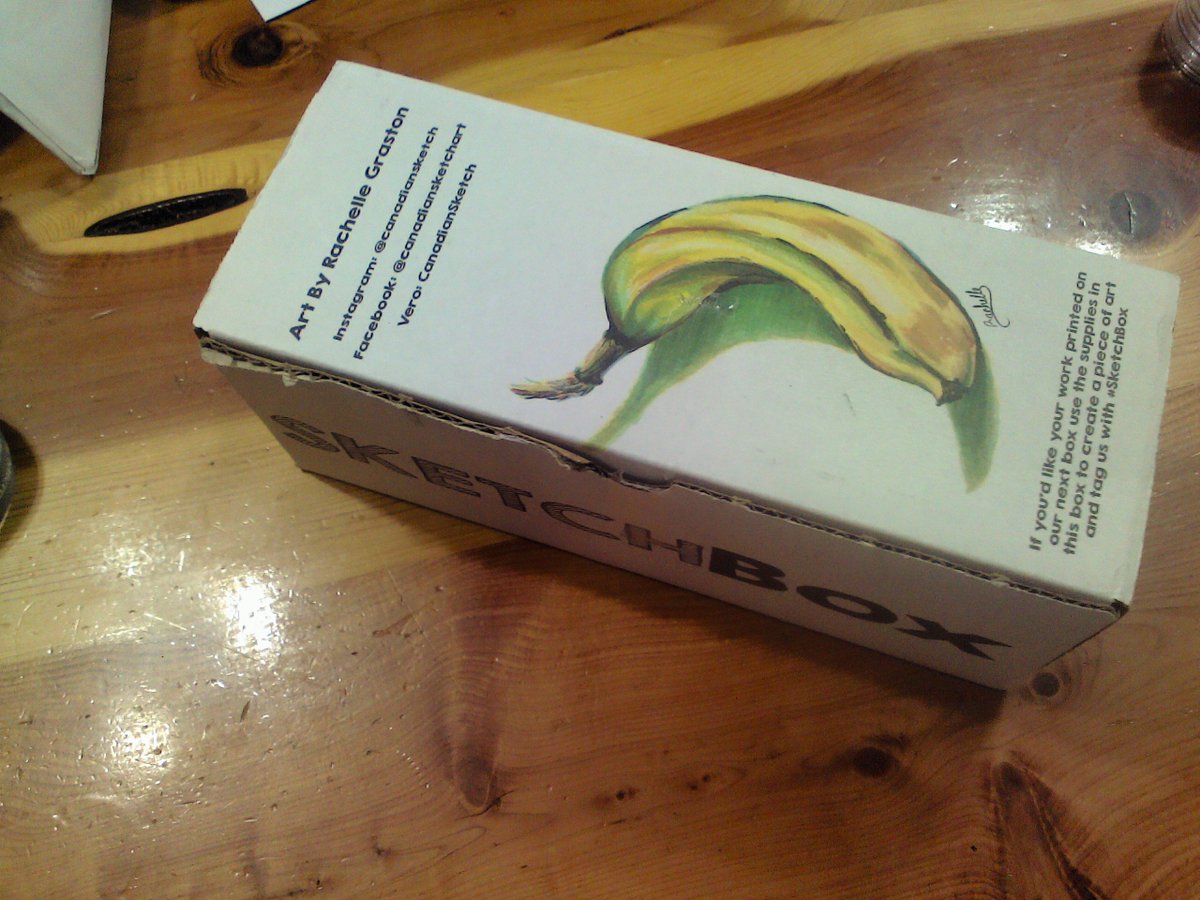 KaiyaAquamarine's tweet image. Got my #Sketchbox early this month. Pan Pastels. Never worked with them before. Excited yet nervous to try. Gotta do some research how to use it before I do. So stay tuned :) #getsketchbox