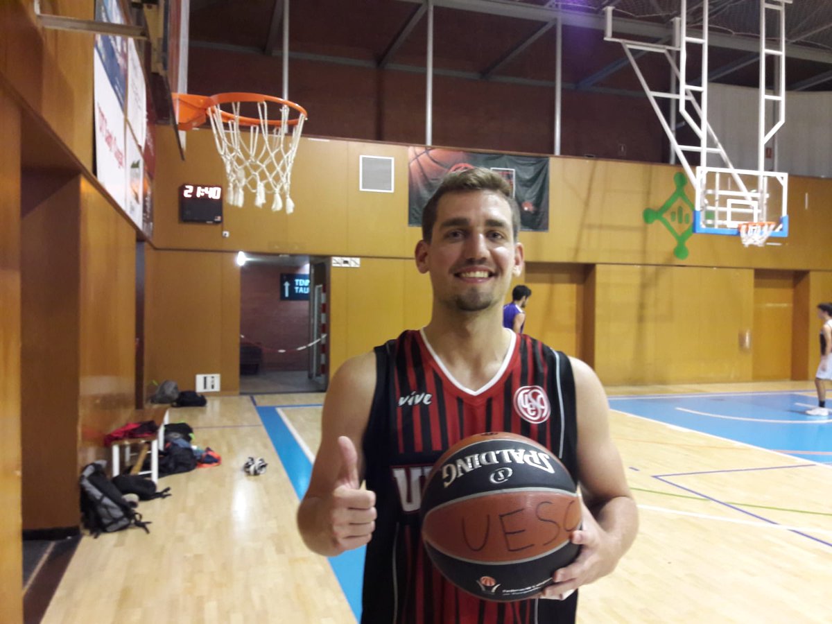 UESC_SantCugat's tweet photo. FITXATGE UESC 📣
🏀Ignasi Juni, un dels millors bases de Copa Catalunya, provinent del Vedruna on va fer una gran temporada, és la vuitena incorporació del nostre sènior negre. Benvingut Ignasi!! #infoUESC #fitxatgesUESC https://t.co/ct5B2rDDmn