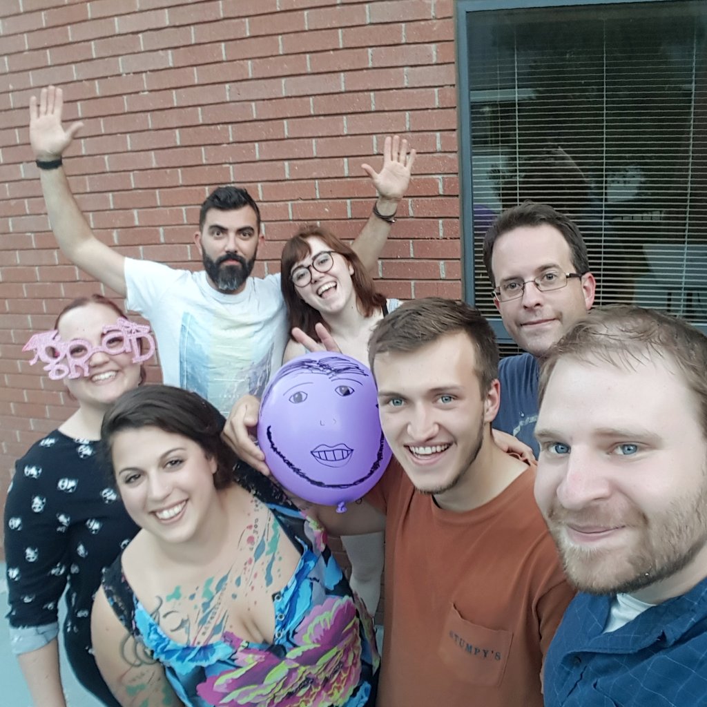 ThirdKindImprov's tweet photo. Celebrating our director @taracwolfe with the (whole) troupe! 
#graduation2018 #BalloonGabe https://t.co/37Dx9WXkk2