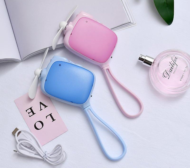 XIMIVOGUE_'s tweet photo. Easy carry small #fan in #XIMIVOGUE ππ
#XIMISO #franchise #departmentstore #mercahndiser #retail #householdproducts #retailstores #retailshops #retailitems #seasonal #summer #lovelife #lifestyle https://t.co/1CHvSQJD2l