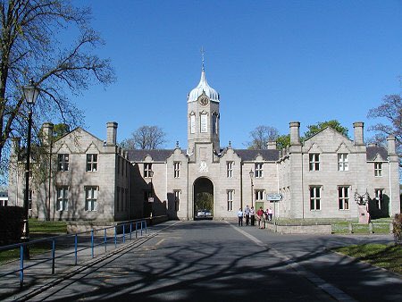 Today Oli is attending The Gordons School Careers Event. He will be sharing information about all of our opportunities including our award winning #Apprenticeships bit.ly/2Fu2mDW