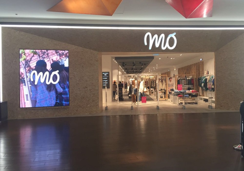AdvierteImagen's tweet photo. Led Window Solutions son equipamientos Netscreen LED Digital asociados con contenidos dinámicos. Pueden ser instalados indoor u outdoor, en escaparates o pasillos de tiendas y Centros Comerciales.
info@advierte.es Tel. 610 748 081 https://t.co/ppr9i4aaz3 https://t.co/w2wXM9msjx